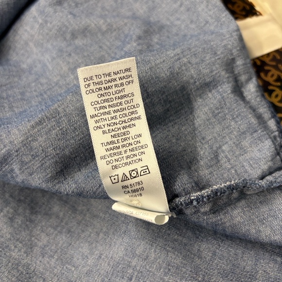 Maurices Dark Blue Casual Long Sleeve Button Down Denim Jean Chambray Shirt 1 XL - Picture 12 of 16